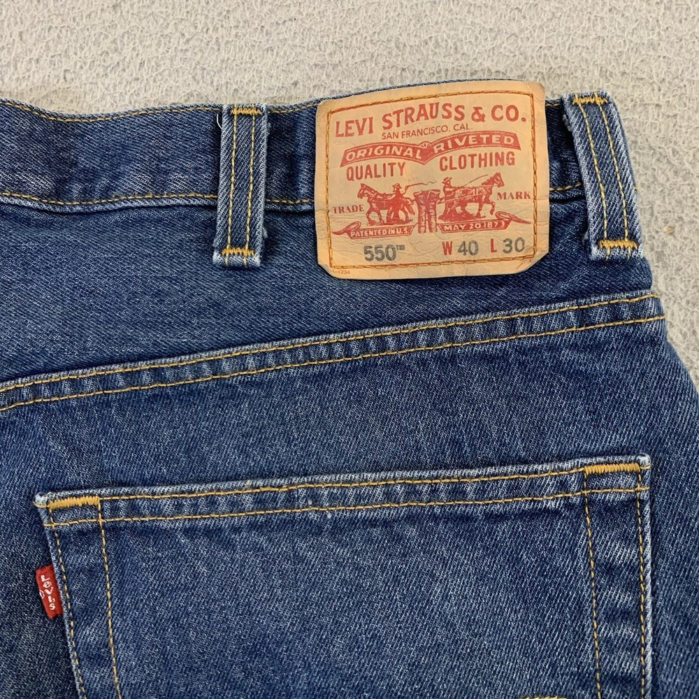 Levis 550 Jeans Mens 40x30 Blue Denim Relaxed Fit Straight 5-Pocket 100% Cotton - Picture 11 of 12
